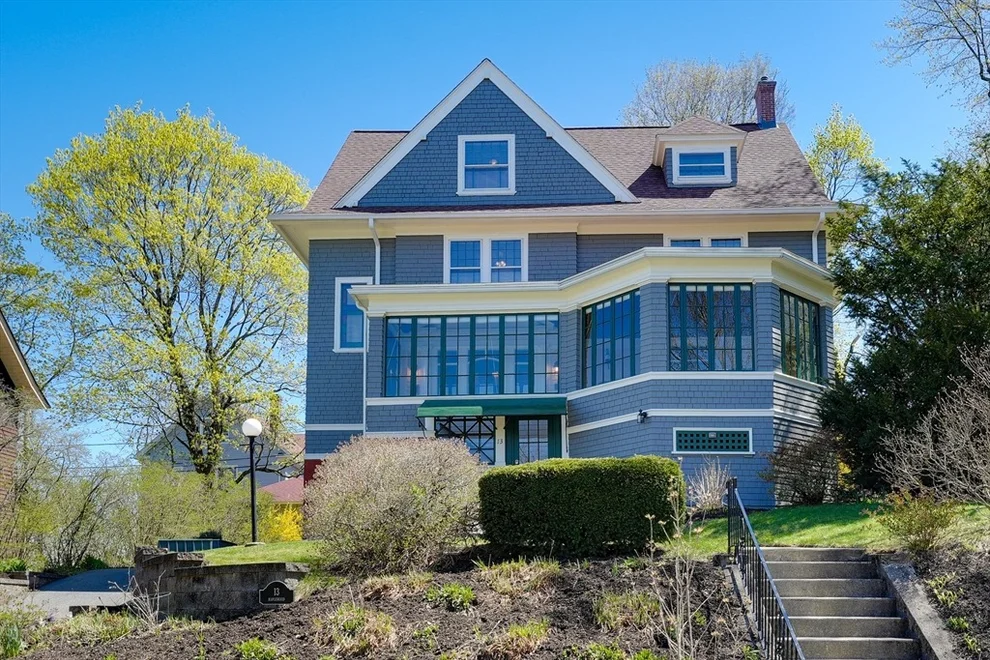 Unit for sale at 13 Maplewood Rd, Worcester, MA 01602