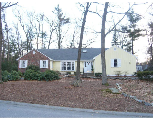 Unit for sale at 18 Coolidge Drive, Acton, MA 01720