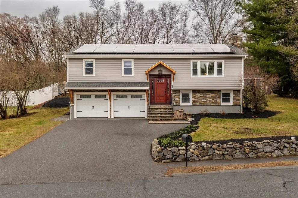 Unit for sale at 29 Winn Valley Dr, Burlington, MA 01803