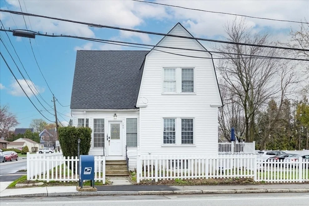 Unit for sale at 190 East St, Methuen, MA 01844