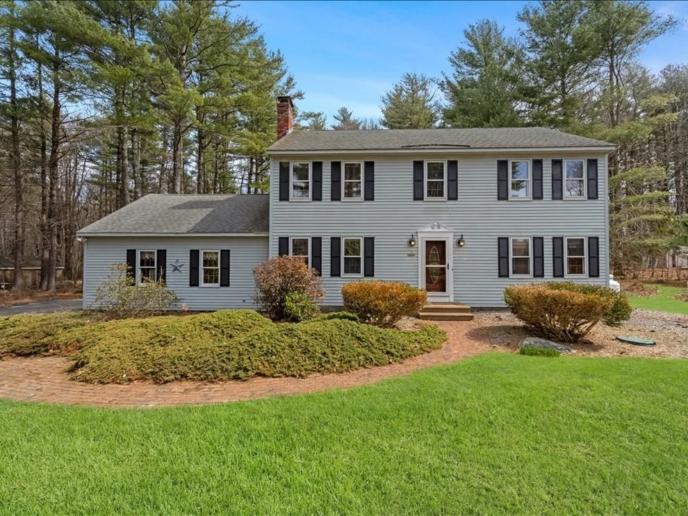 Unit for sale at 15 Gilbert Way, Millbury, MA 01527