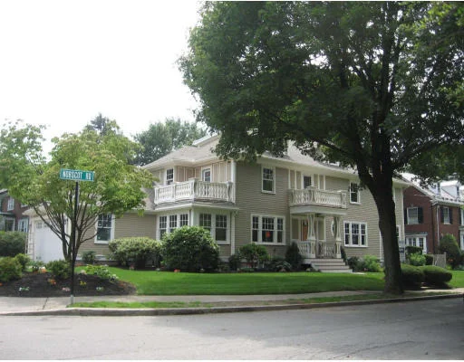 Unit for sale at 4 Nobscot Rd, Newton, MA 02467