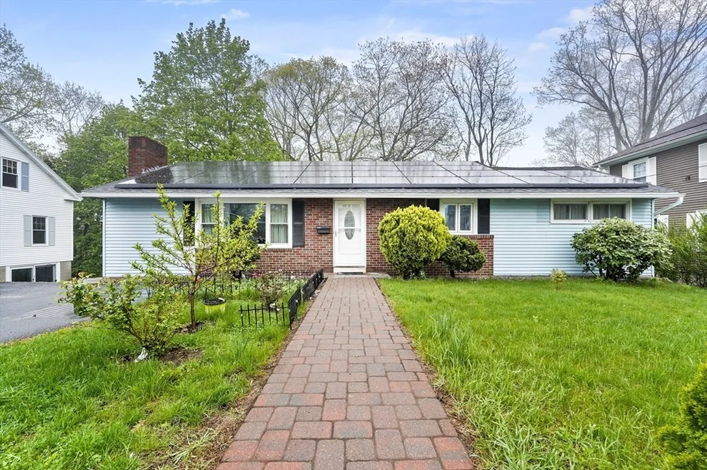 Unit for sale at 27 Winslow Street, Gardner, MA 01440