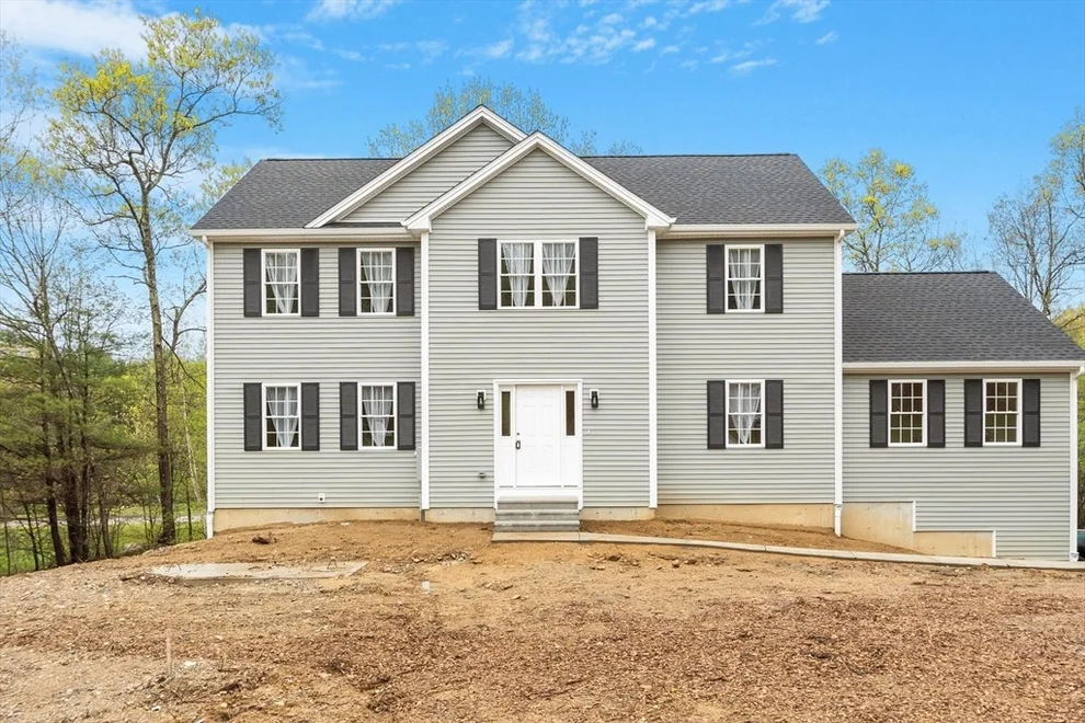 Unit for sale at 10 Pauls Dr, Spencer, MA 01562