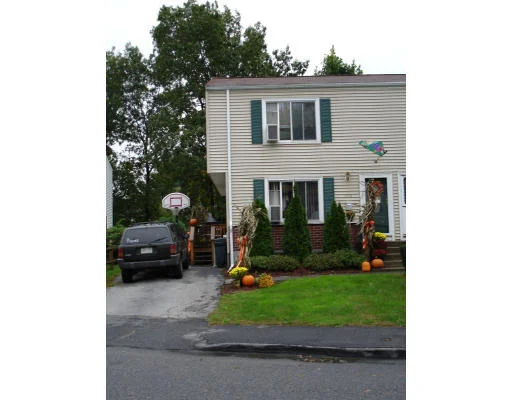 Unit for sale at 206 Cohasset St, Worcester, MA 01604