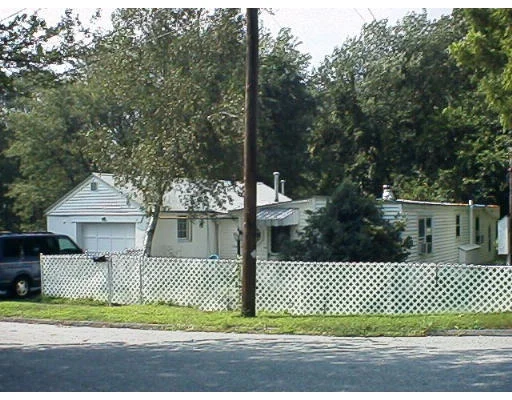 Unit for sale at 48 Eustis, Worcester, MA 01606