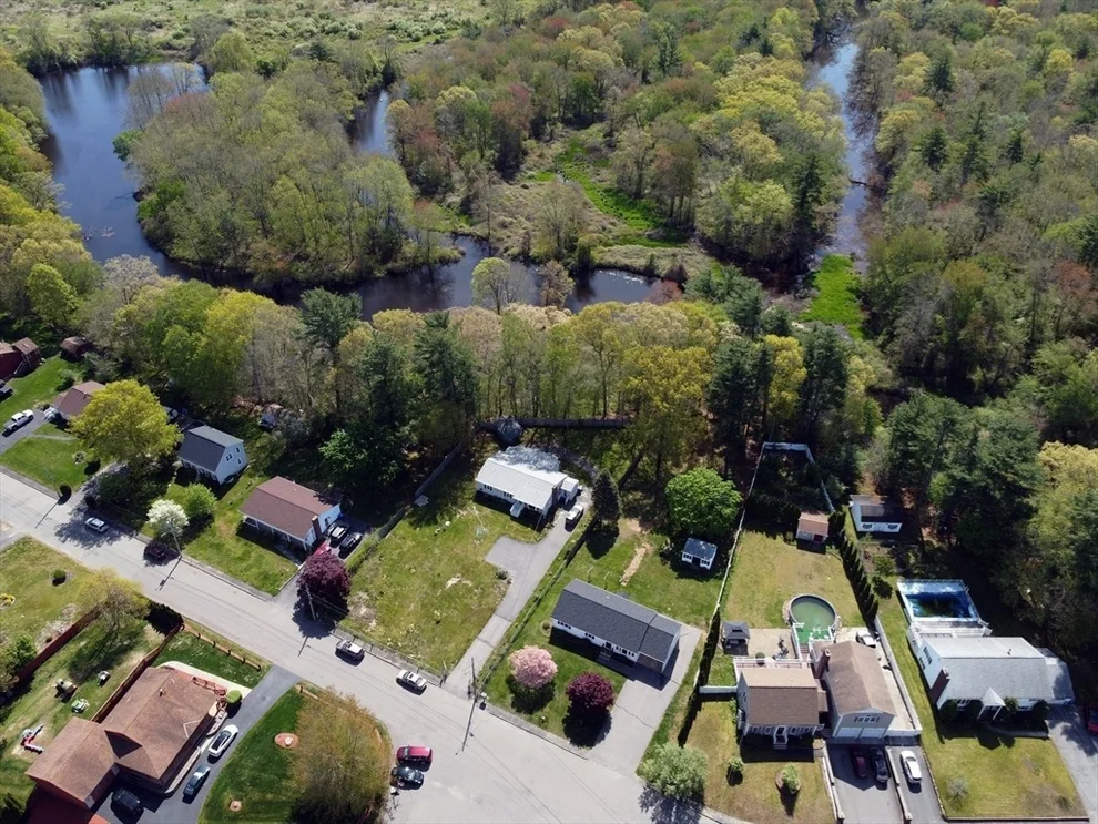 Unit for sale at 240 Paul Revere Terrrace, Taunton, MA 02780