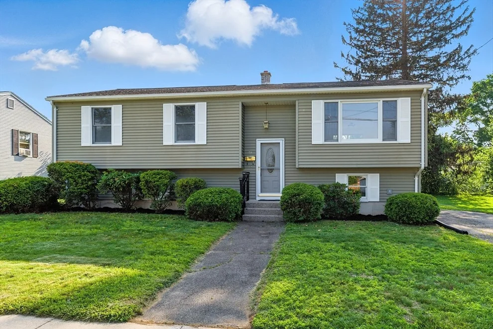 Unit for sale at 78 Saratoga Ave, Chicopee, MA 01013
