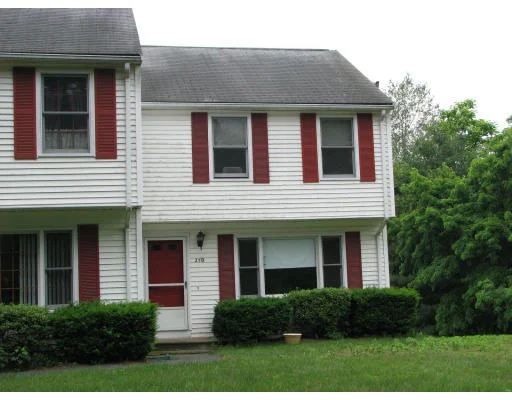 Unit for sale at 25D Providence St, Millville, MA 01529
