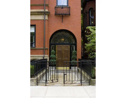 Unit for sale at 36 Commonwealth Ave, Boston, MA 02116