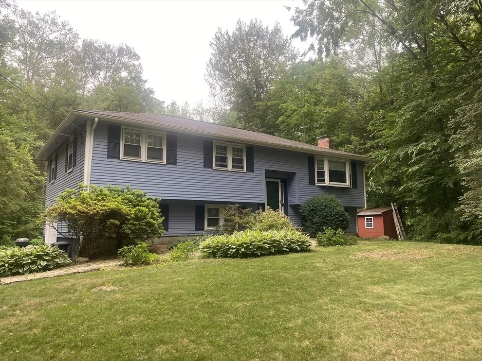 Unit for sale at 10 Warwick Rd, Walpole, MA 02071