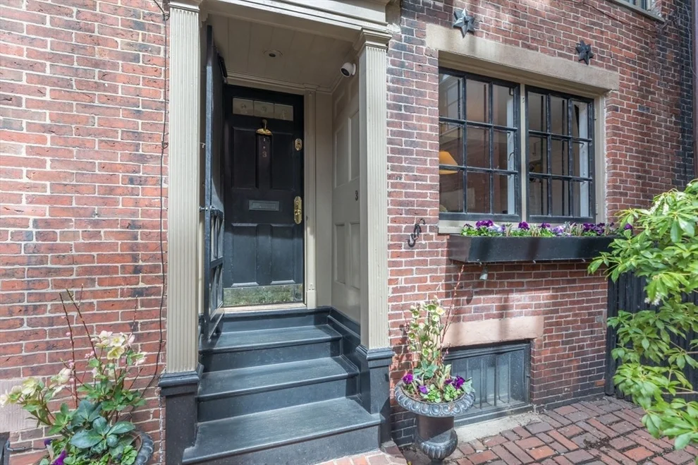 Unit for sale at 3 River Street Place, Boston, MA 02108