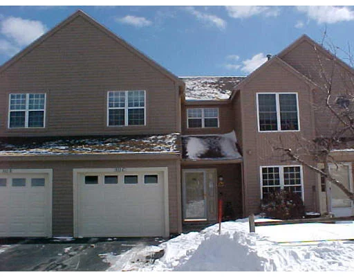 Unit for sale at 512C Ridgefield Circle, Clinton, MA 01510