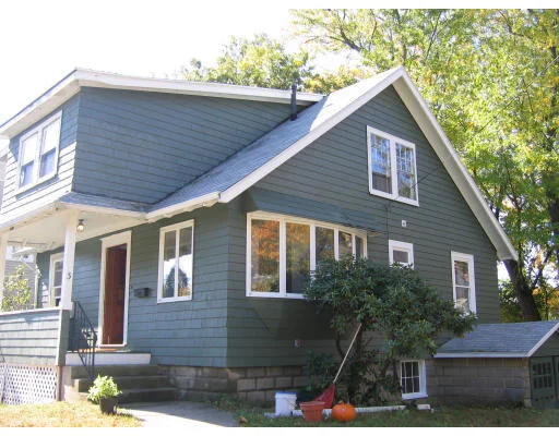 Unit for sale at 3 Valley Rd, Medford, MA 02155