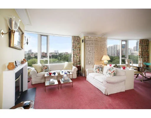 Unit for sale at 220 Boylston St, Boston, MA 02116