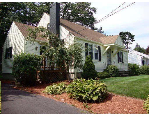 Unit for sale at 16 Vista Drive, Shrewsbury, MA 01545