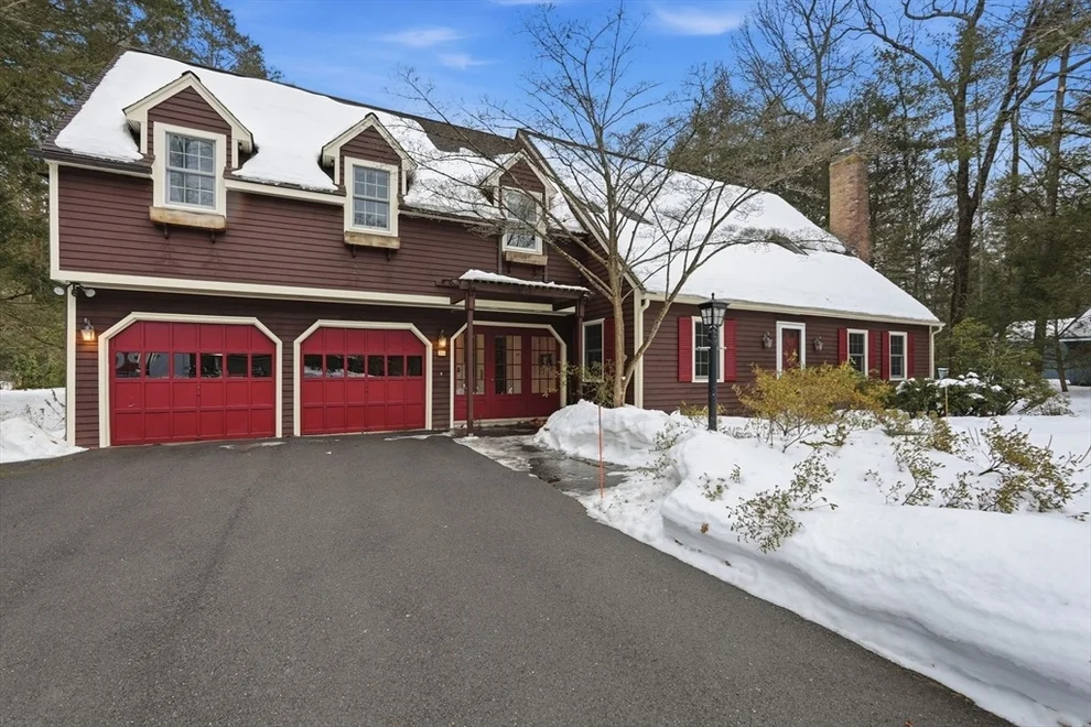 Unit for sale at 204 Aubinwood Road, Amherst, MA 01002