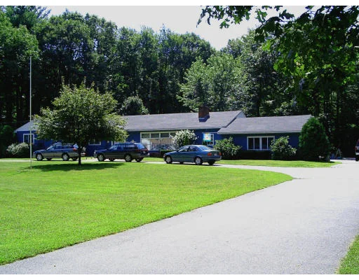 Unit for sale at 33 Lakeview  Ave, Tyngsborough, MA 01879