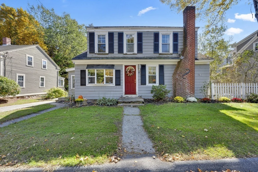 Unit for sale at 16 Charlton St, Sturbridge, MA 01566