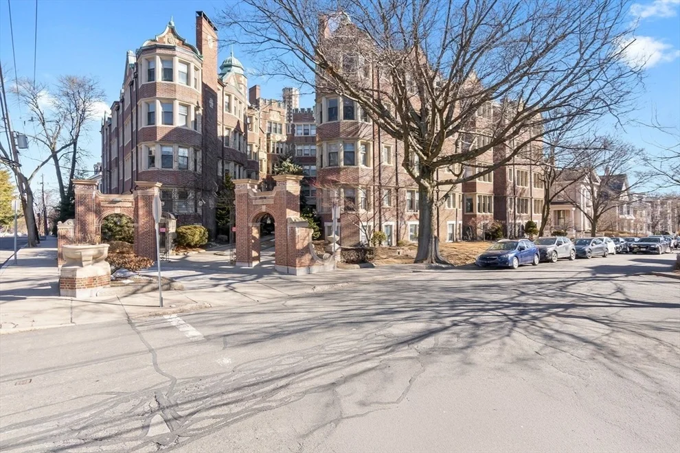 Unit for sale at 10 Dana Street, Cambridge, MA 02138