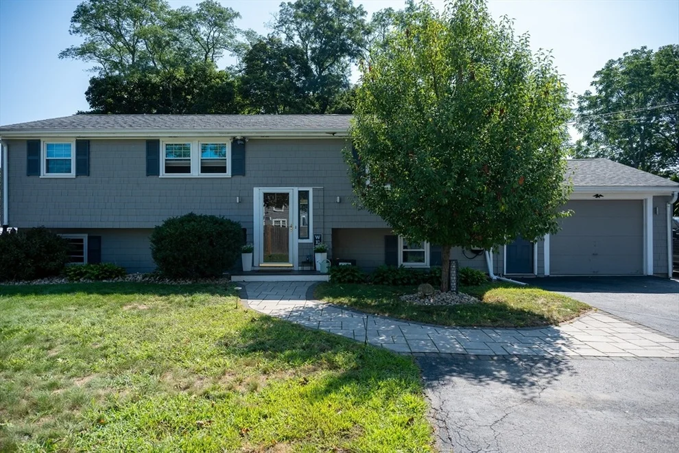 Unit for sale at 156 Oak St, Weymouth, MA 02190