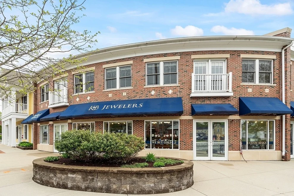 Unit for sale at 70 Great Rd, Bedford, MA 01730