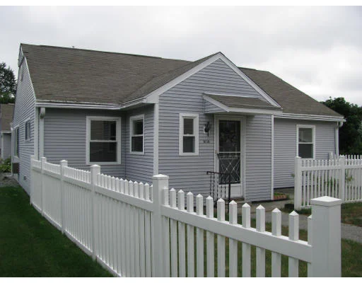Unit for sale at 1058 James St, Chicopee, MA 01022