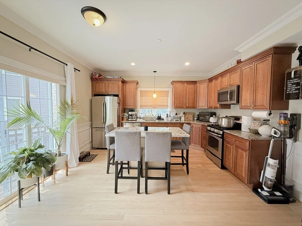 Unit for sale at 159 Willard St, Quincy, MA 02169