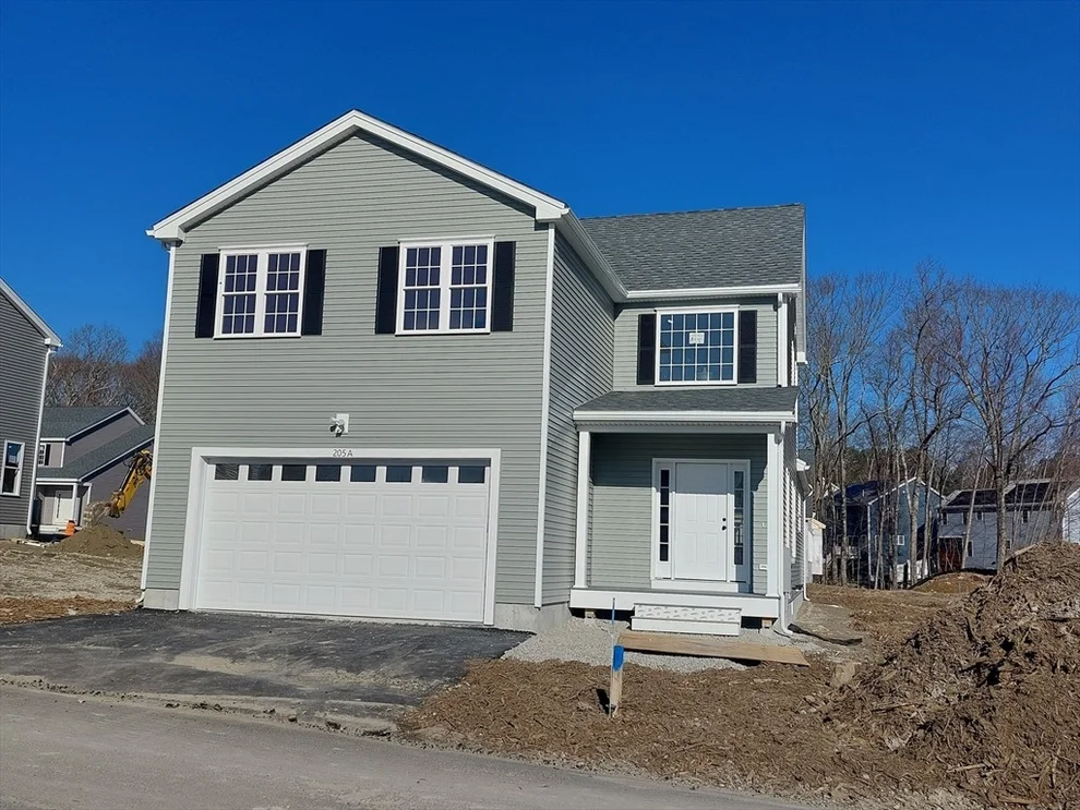 Unit for sale at 20A Crownshield, Uxbridge, MA 01569