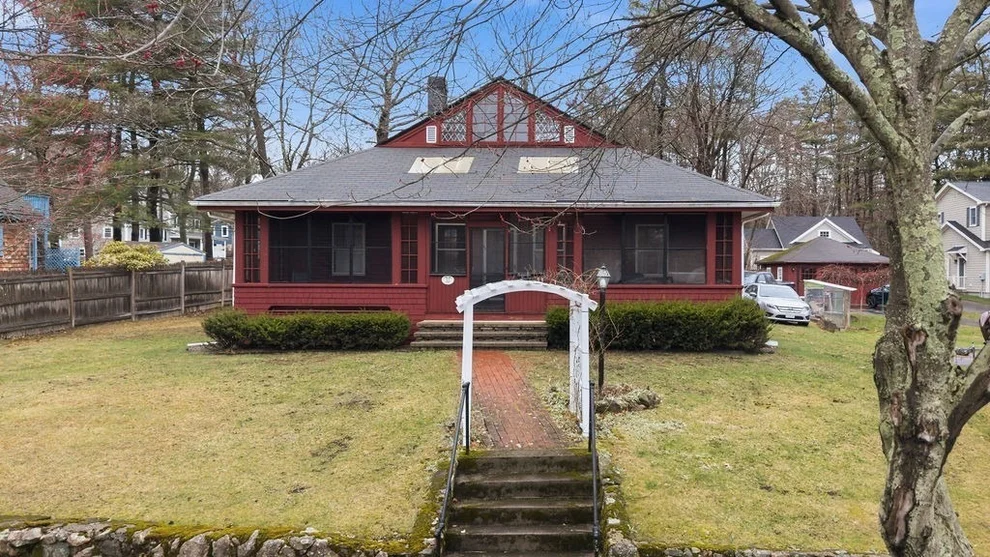 Unit for sale at 53 Dean St, Westwood, MA 02090