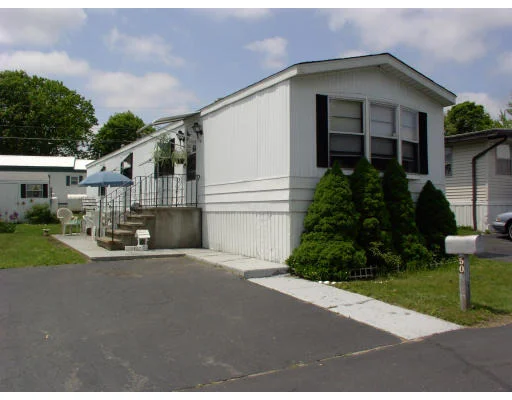 Unit for sale at 181 Boston Post Road #50, Marlborough, MA 01752