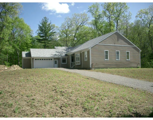 Unit for sale at 4 Blueberry Ln, Georgetown, MA 01833