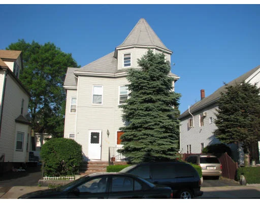 Unit for sale at 109 Main St, Everett, MA 02149