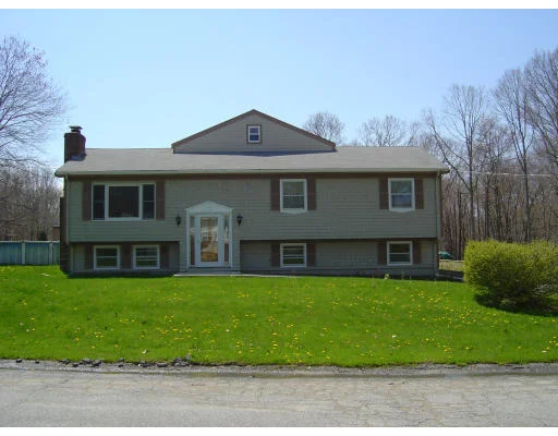 Unit for sale at 20 Ferreira Drive, Tiverton, RI 02878