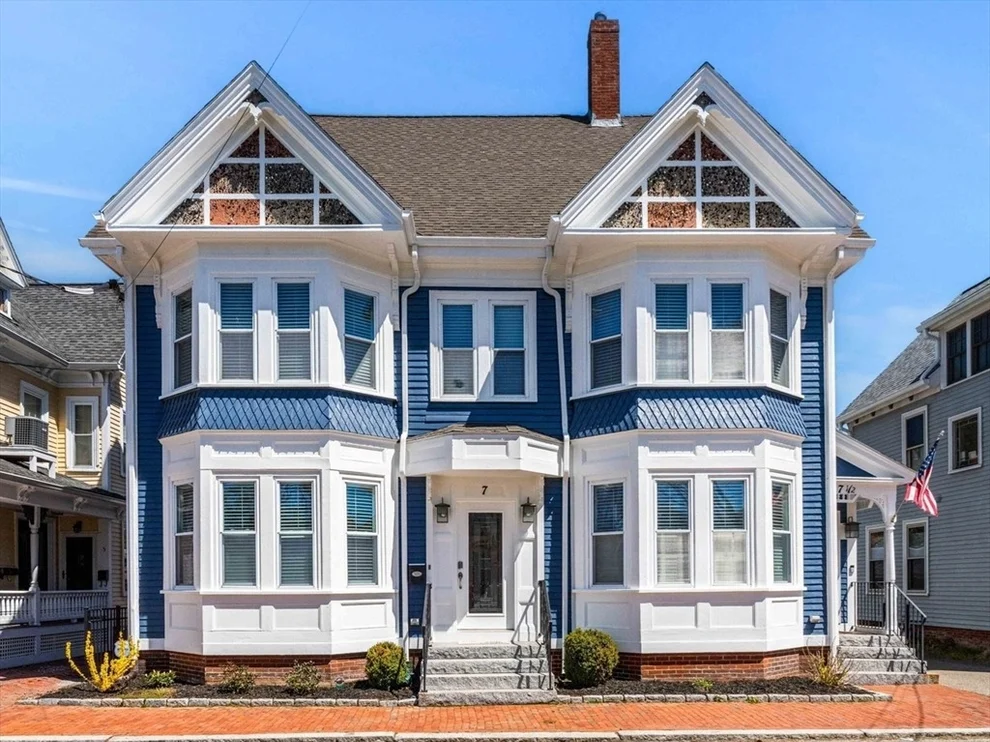Unit for sale at 7 Horton St, Newburyport, MA 01950