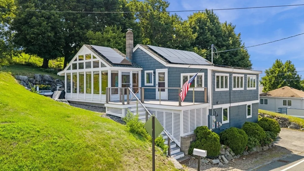 Unit for sale at 21 North Ridge Rd, Ipswich, MA 01938