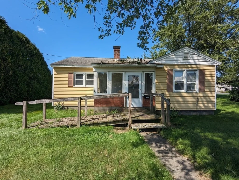 Unit for sale at 24 Elm St, Deerfield, MA 01373