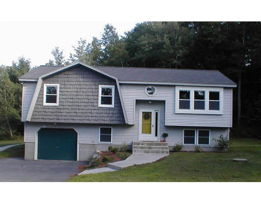 Unit for sale at 52 Penobscott Ave, Hubbardston, MA 01452