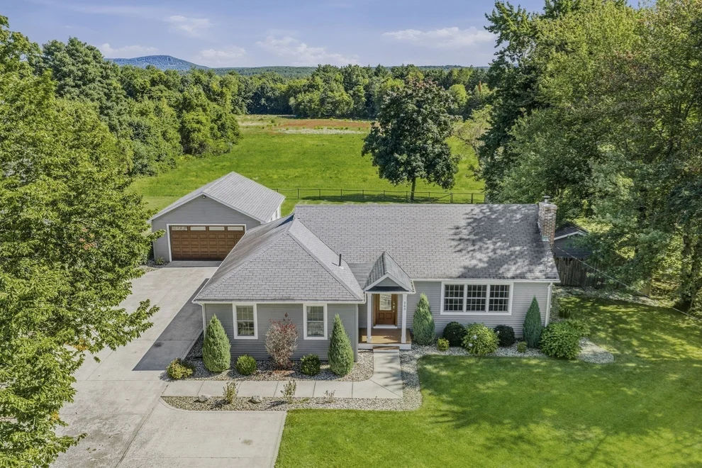 Unit for sale at 263 College Hwy, Southampton, MA 01073