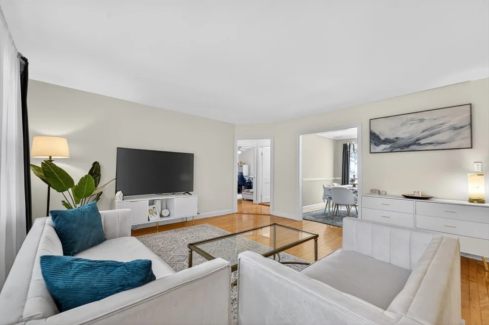 Unit for sale at 21 Hammond Pond Prkw, Newton, MA 02467