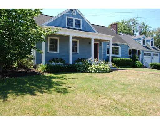 Unit for sale at 69 Old Pasture Rd, Cohasset, MA 02025