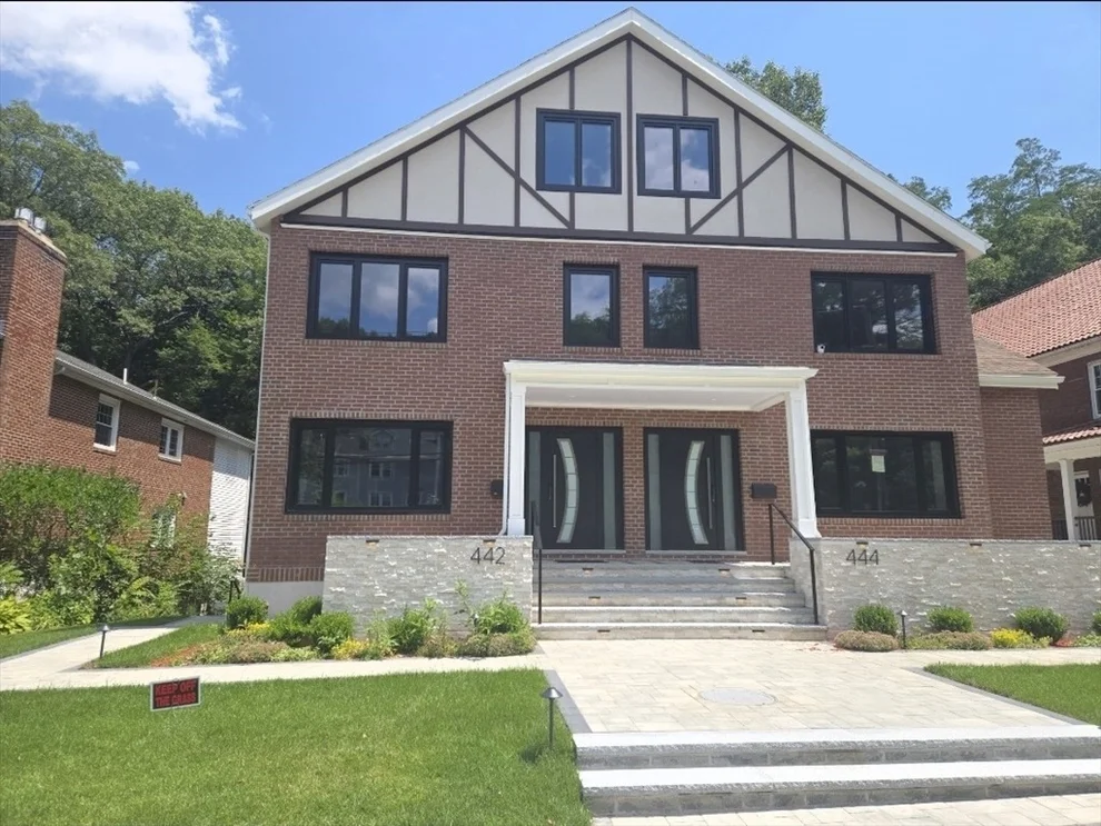 Unit for sale at 444 Lowell Ave, Newton, MA 02460