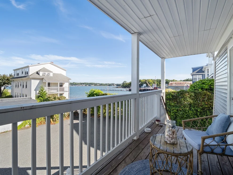 Unit for sale at 23 Green St, Salem, MA 01970
