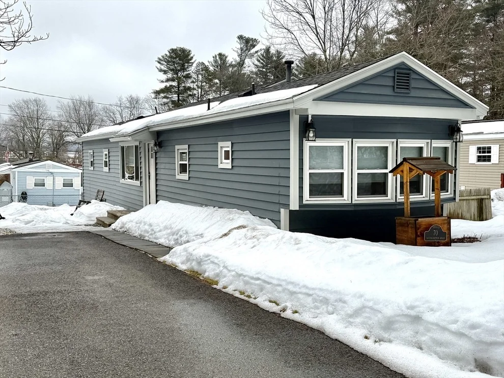 Unit for sale at 868 Southampton Rd, Westfield, MA 01085