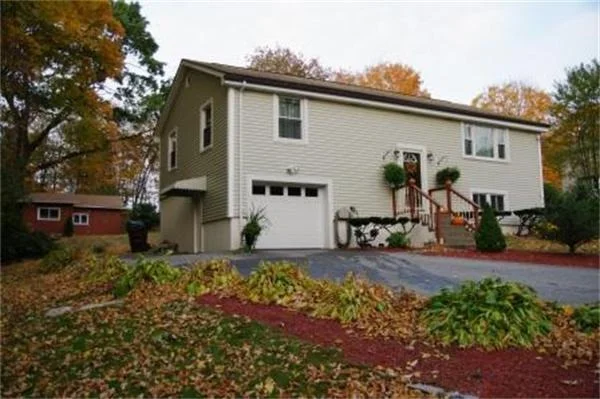 Unit for sale at 11 Grove St, Auburn, MA 01501