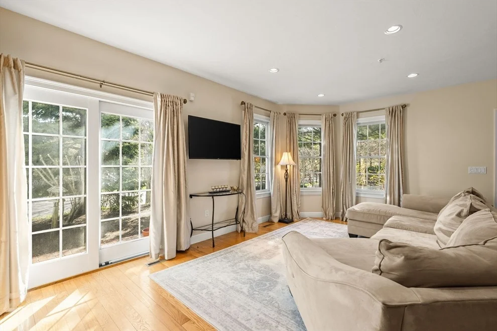 Unit for sale at 52 Tilden Commons Drive, Quincy, MA 02171