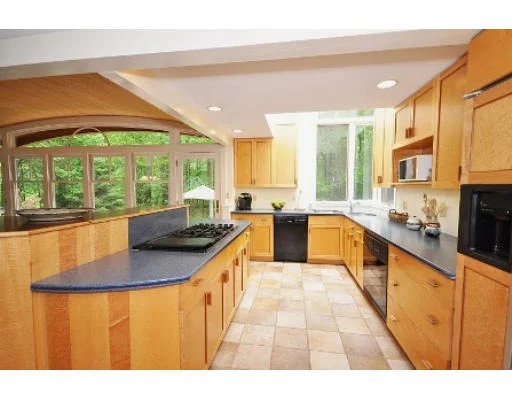 Unit for sale at 91 Maynard Farm Rd, Sudbury, MA 01776