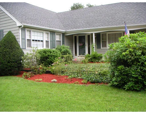 Unit for sale at 28 Perry Avenue, Lynnfield, MA 01940