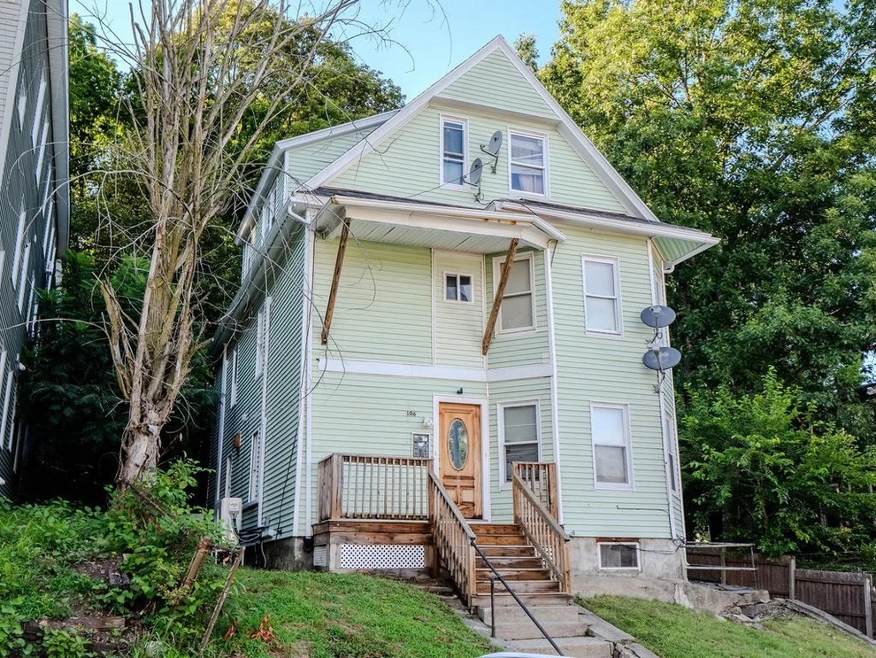 Unit for sale at 106 Illinois St, Worcester, MA 01603