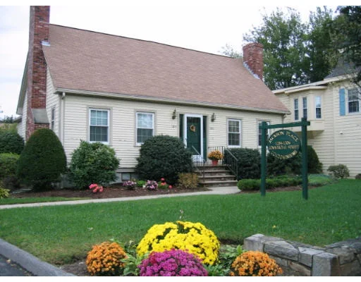 Unit for sale at 1284 Commercial St, Weymouth, MA 02189
